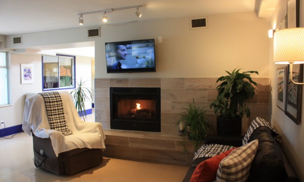 new mays place sitting room